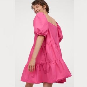 H&M Pink Puff Sleeved Dress 💖